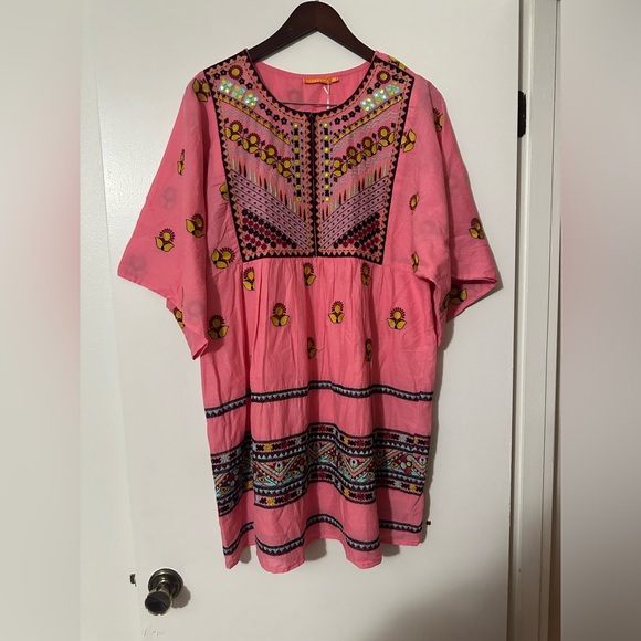 NWT OLIPHANT Kaftan Mini- Santa Fe Pink Floral Midi Embroidered Dress Size M - Picture 5 of 9